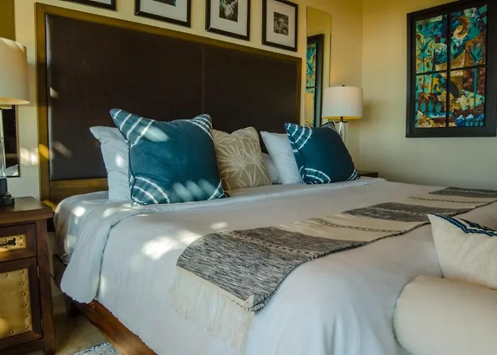 Quivira Golf Course 2 Bd Penthouse, Ocean View Cabo San Lucas